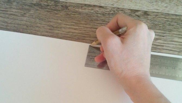 Жалюзи плиссе на пластиковые окна без сверления: установка и создание изделия своими руками Жалюзи плиссе на пластиковые окна без сверления: установка и создание изделия своими руками