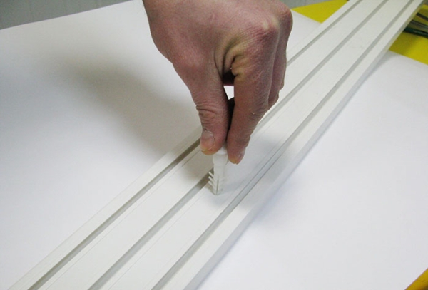 Выбор карниза для эркера: фото, какие варианты подходят для эркерных окон Выбор карниза для эркера: фото, какие варианты подходят для эркерных окон