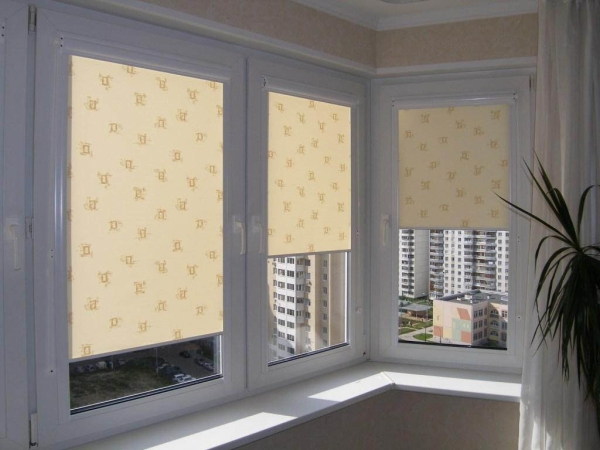 Как сделать рулонные шторы &mdash; от выбора комплектующих до изготовления