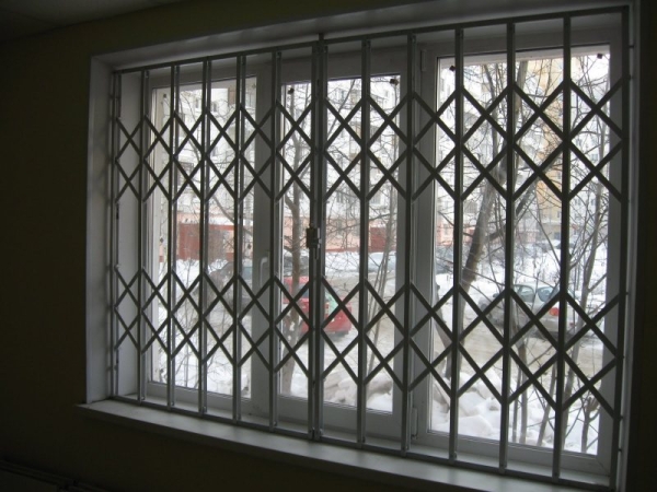 Решетки на окна — 105 фото лучших вариантов защиты окон и балконов Решетки на окна — 105 фото лучших вариантов защиты окон и балконов
