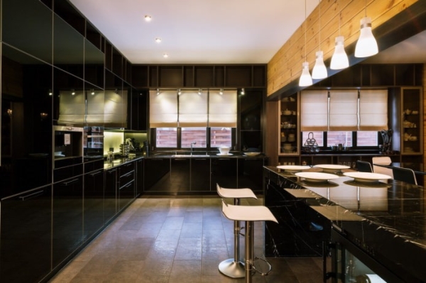 Как правильно выбрать римские шторы на кухню, фото в интерьере, видео Как правильно выбрать римские шторы на кухню, фото в интерьере, видео