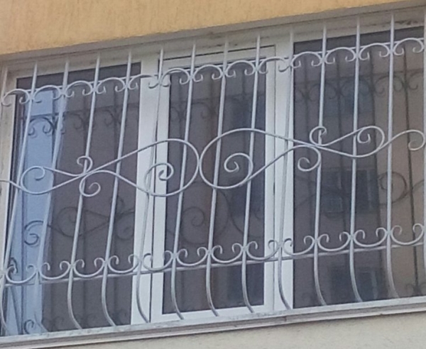 Установка решеток на окна: варианты конструкций и схема установки