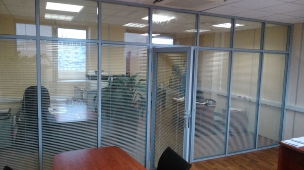 Перегородка жалюзи: виды и способы зонирования комнаты Перегородка жалюзи: виды и способы зонирования комнаты