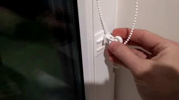 Установка жалюзи на пластиковое окно: пошаговое руководство