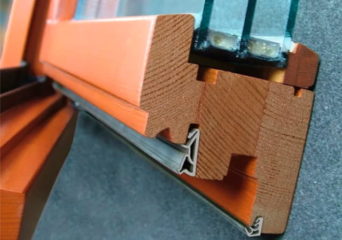 Как утеплить пластиковые окна если продувает своими руками