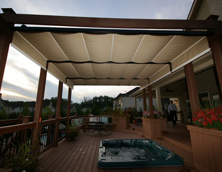 Жалюзи для зимнего сада: разновидности уличных жалюзи Жалюзи для зимнего сада: разновидности уличных жалюзи