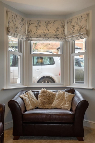 Римские шторы: 100+ фото в интерьере, красивые идеи дизайна и оформления окна Римские шторы: 100+ фото в интерьере, красивые идеи дизайна и оформления окна