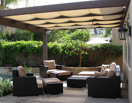 Жалюзи для зимнего сада: разновидности уличных жалюзи Жалюзи для зимнего сада: разновидности уличных жалюзи