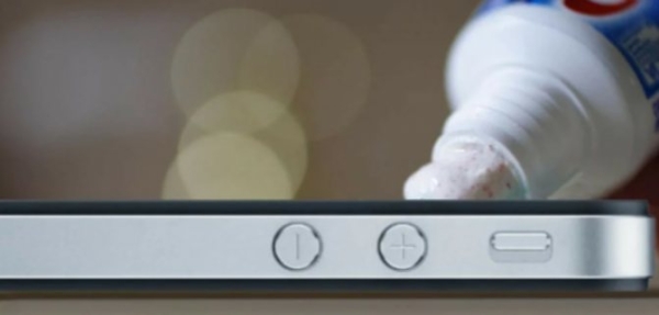 Как убрать царапину со стекла окна?