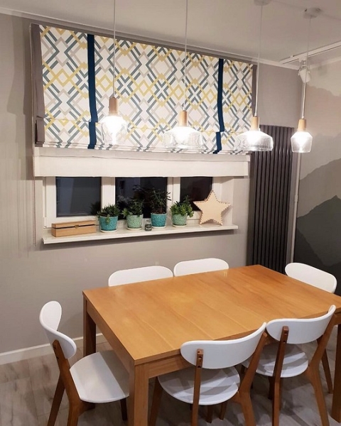 Как правильно выбрать римские шторы на кухню, фото в интерьере, видео Как правильно выбрать римские шторы на кухню, фото в интерьере, видео