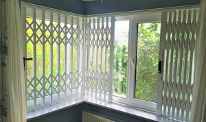 Установка решеток на окна — виды и способы крепления, варианты Установка решеток на окна — виды и способы крепления, варианты