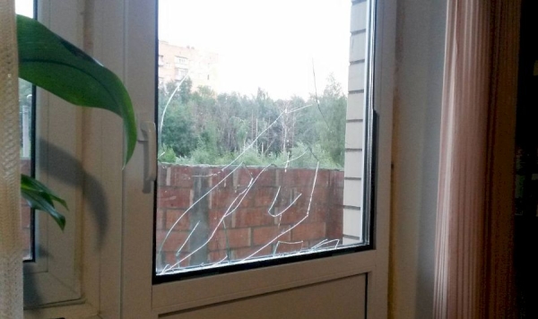 Ремонт балконной двери: заменить сломанный стеклопакет, фиксатор