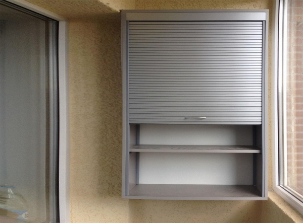 Рольставни на балкон или лоджию &mdash; монтаж шкафа своими руками