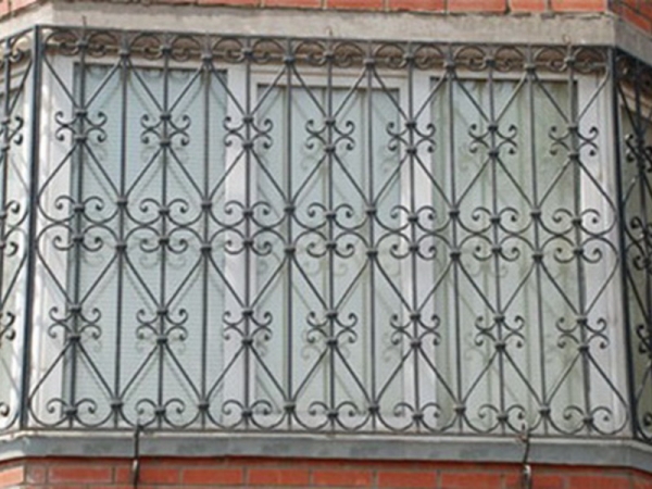 Установка решеток на окна: варианты конструкций и схема установки