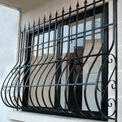 Решетки на окна — 105 фото лучших вариантов защиты окон и балконов Решетки на окна — 105 фото лучших вариантов защиты окон и балконов