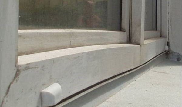 Как утеплить пластиковые окна если продувает своими руками