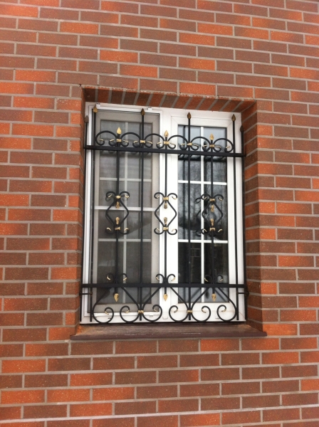 Решетки на окна — 105 фото лучших вариантов защиты окон и балконов Решетки на окна — 105 фото лучших вариантов защиты окон и балконов