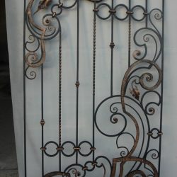 Установка решеток на окна: варианты конструкций и схема установки