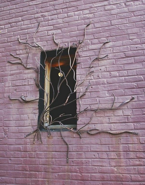 Решетки на окна — 105 фото лучших вариантов защиты окон и балконов Решетки на окна — 105 фото лучших вариантов защиты окон и балконов