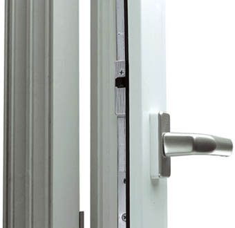 Ремонт оконной фурнитуры