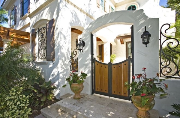 Решетки на окна — 105 фото лучших вариантов защиты окон и балконов Решетки на окна — 105 фото лучших вариантов защиты окон и балконов