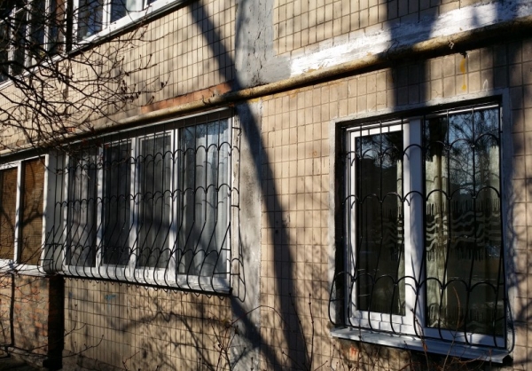 Решетки на окна — 100 фото готовых решений Решетки на окна — 100 фото готовых решений