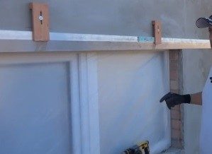 Отделка окон снаружи: разнообразие материалов и способы монтажа Отделка окон снаружи: разнообразие материалов и способы монтажа