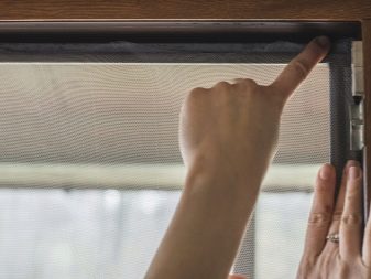 Москитные сетки на пластиковые окна и двери Москитные сетки на пластиковые окна и двери