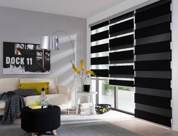 Рулонные шторы День Ночь на пластиковые окна: описание, установка