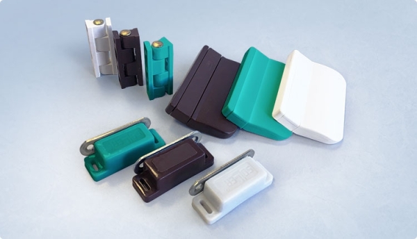 Москитные сетки на пластиковые окна и двери Москитные сетки на пластиковые окна и двери