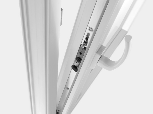 Замена ручки на пластиковой балконной двери