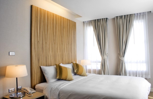 Как повесить потолочную гардину: как правильно закрепить и как снять