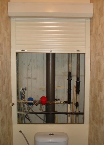Рольставни в туалет (70 фото): жалюзи для сантехнического шкафа за унитазом, роллеты с печатью, установка и демонтаж своими руками