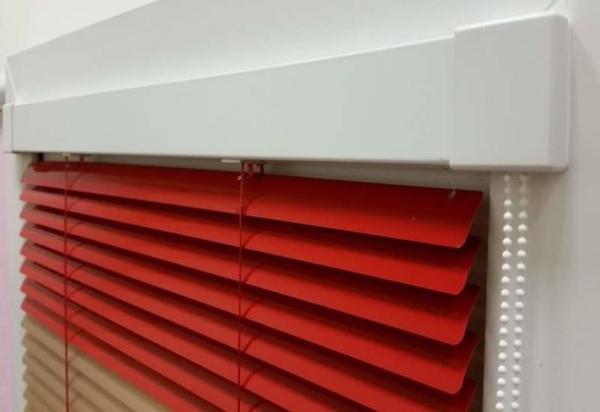 Какие жалюзи выбрать для пластиковых окон (40 фото) Какие жалюзи выбрать для пластиковых окон (40 фото)