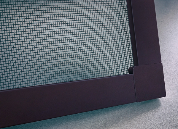 Москитные сетки на пластиковые окна и двери Москитные сетки на пластиковые окна и двери