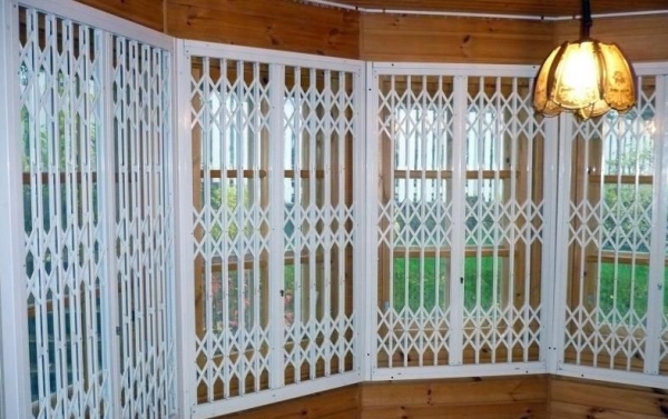 Установка решеток на окна — виды и способы крепления, варианты Установка решеток на окна — виды и способы крепления, варианты