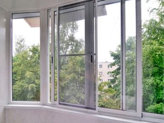 Москитные сетки на пластиковые окна и двери Москитные сетки на пластиковые окна и двери