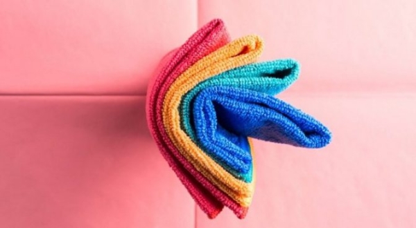 Как убрать царапину со стекла окна?