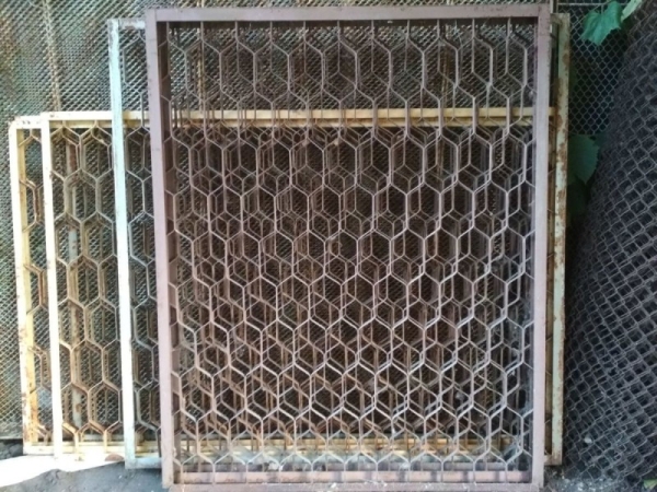 Решетки на окна — 100 фото готовых решений Решетки на окна — 100 фото готовых решений