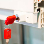 Ремонт оконной фурнитуры