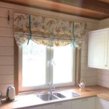 Как правильно выбрать римские шторы на кухню, фото в интерьере, видео Как правильно выбрать римские шторы на кухню, фото в интерьере, видео