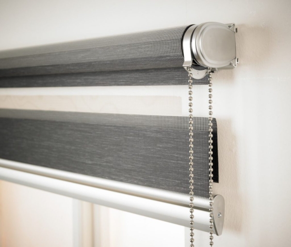 Шторы (жалюзи) День-Ночь — 90 фото новинок дизайна Шторы (жалюзи) День-Ночь — 90 фото новинок дизайна