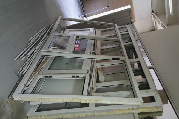 Аккуратный демонтаж окон без пыли и повреждений стен: технологии, этапы, советы