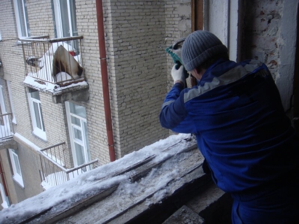 Почему промерзают окна: ошибки зимнего монтажа и как их избежать