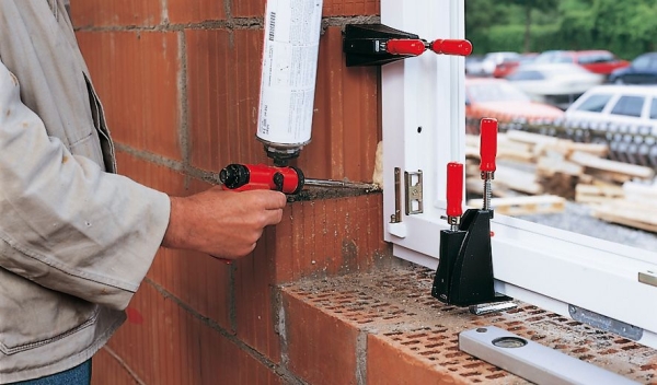 15 инструментов для установки окон своими руками: полный список