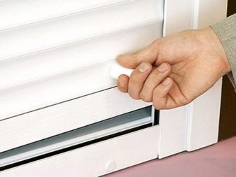 Рольставни в туалет и ванную: советы по выбору и монтажу Рольставни в туалет и ванную: советы по выбору и монтажу