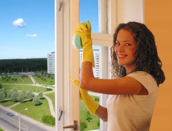 Чем и как правильно смазывать пластиковые окна? Чем и как правильно смазывать пластиковые окна?