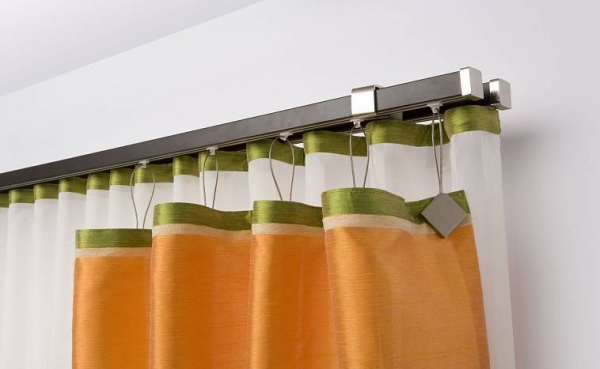 Гардины для штор, виды карнизов для штор, какие лучше выбрать самые удобные настенные варианты в зал — 39 фото