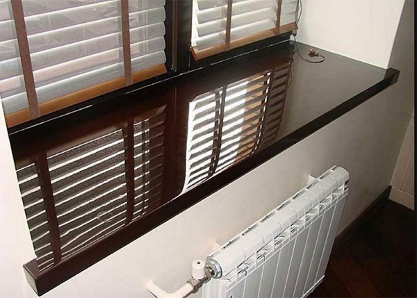 Ремонт пластиковых подоконников – как правильно его сделать? Ремонт пластиковых подоконников – как правильно его сделать?