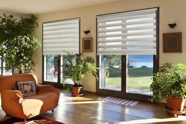 Рулонные жалюзи на пластиковые окна Рулонные жалюзи на пластиковые окна